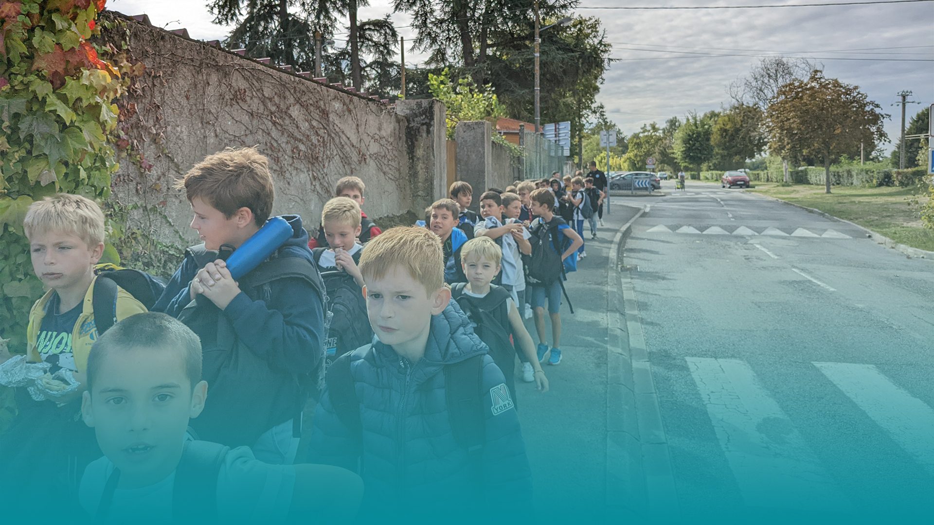 Pédibus - ramassage scolaire - minibus - bénévole
