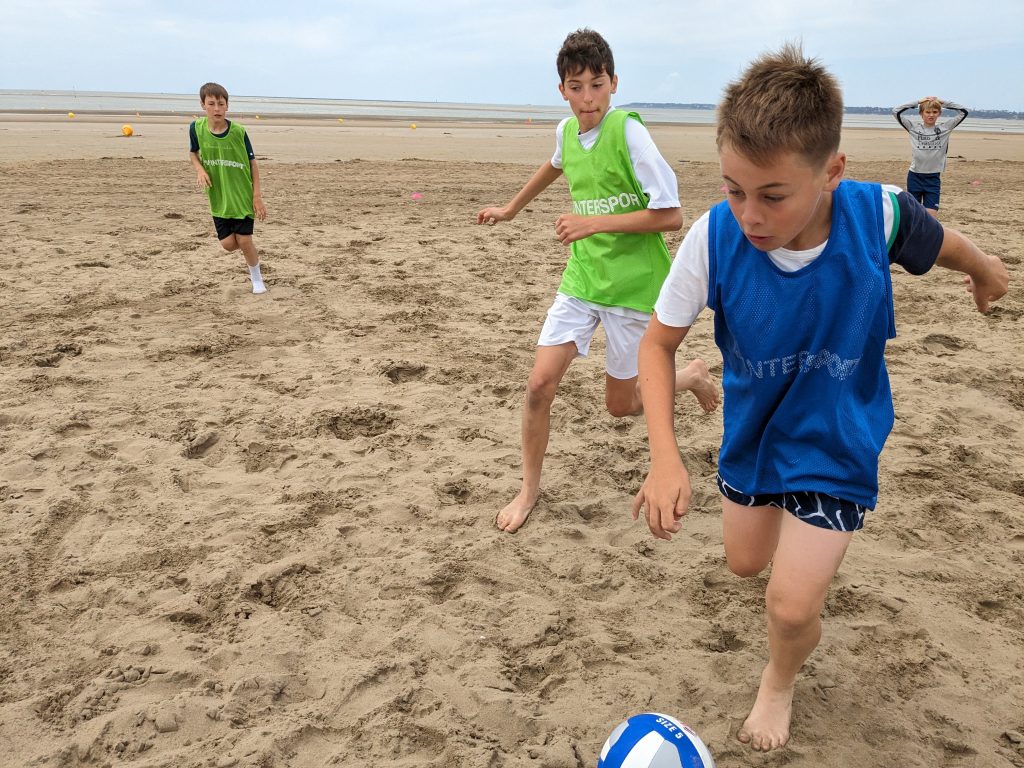 Beach soccer - plage saint brévin les pins - summer camp - fc saint julien divatte