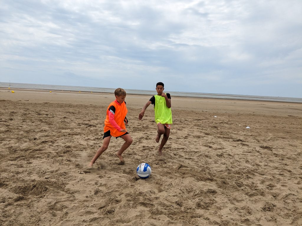 Beach soccer - plage saint brévin les pins - summer camp - fc saint julien divatte