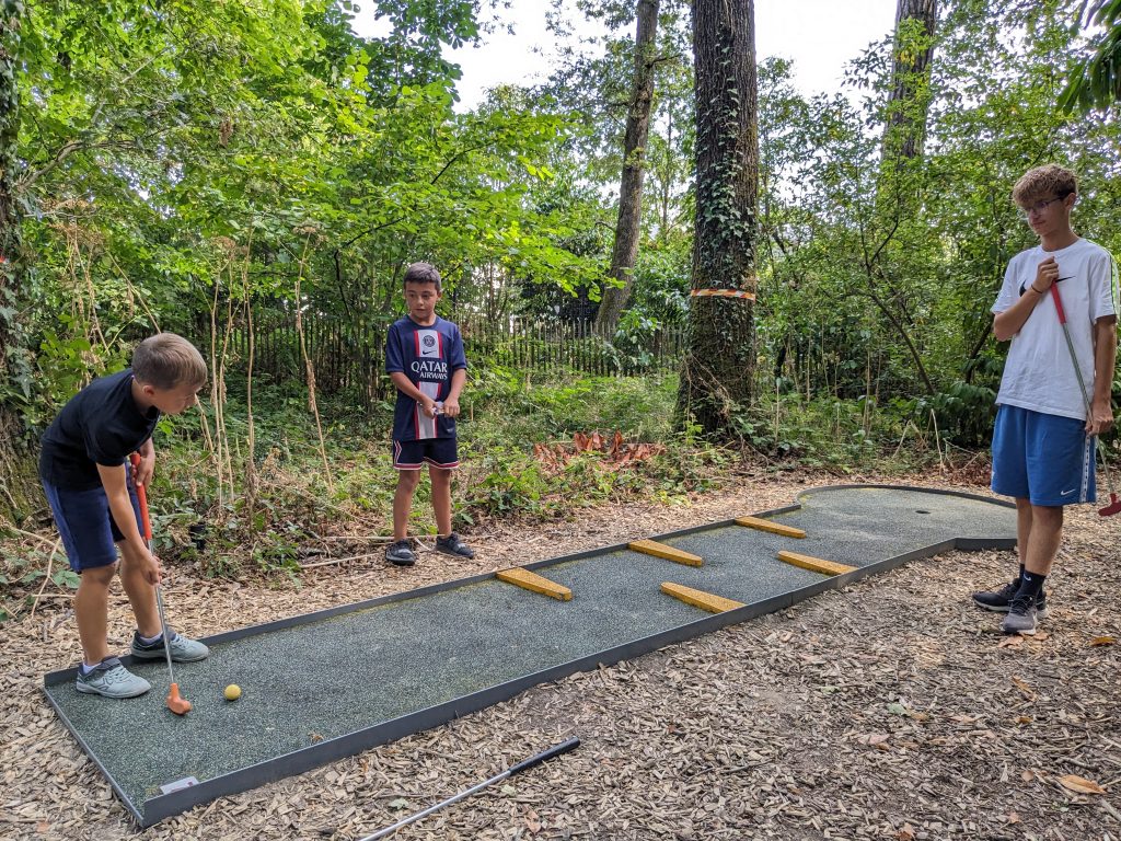 Acrocime Carquefou - minigolf - lasertag - summer camp - fc st julien divatte