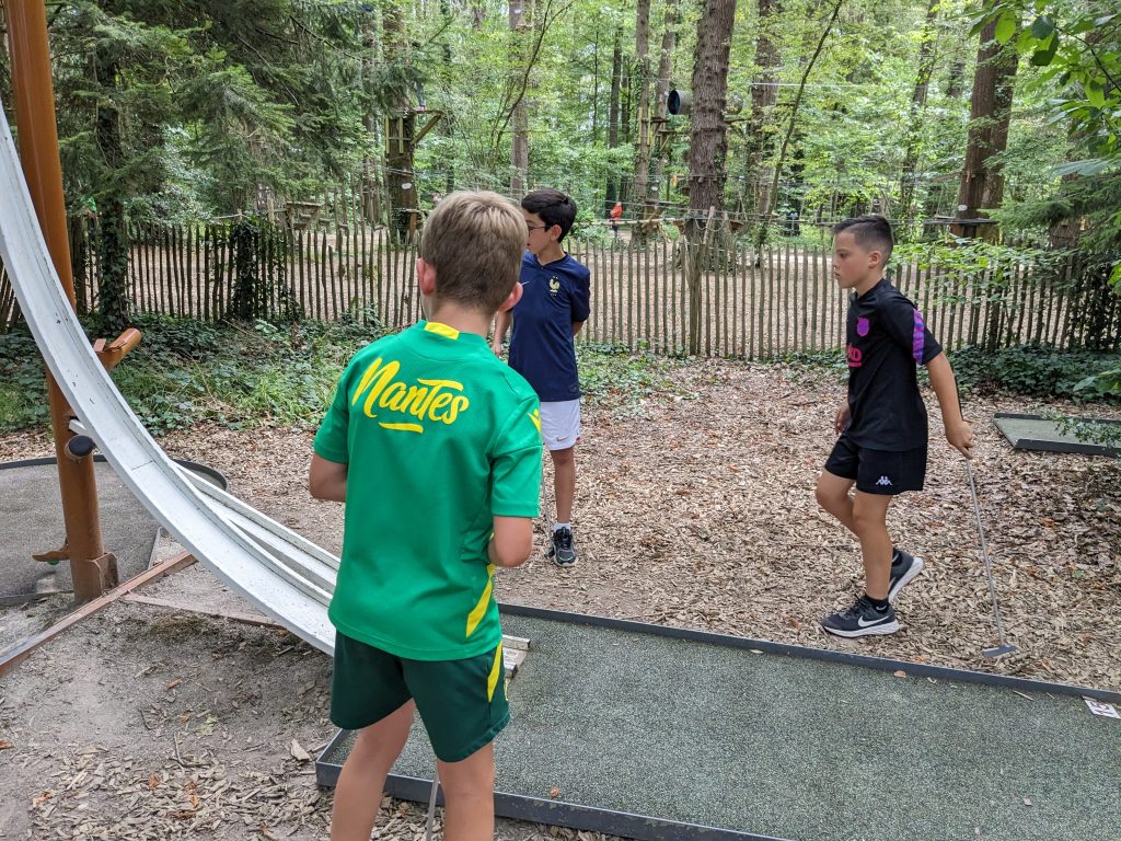 Acrocime Carquefou - minigolf - lasertag - summer camp - fc st julien divatte