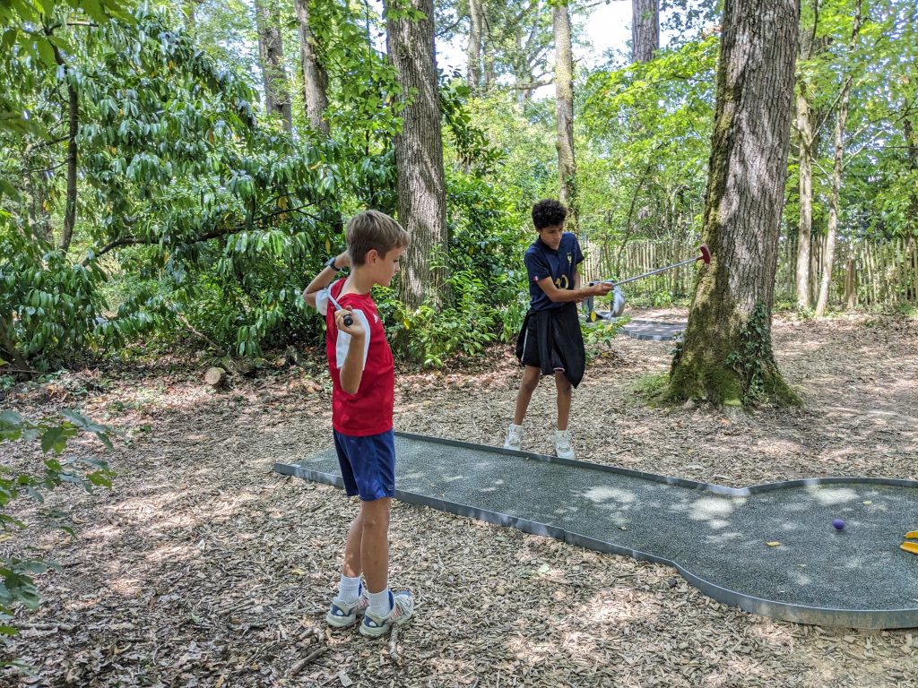 Acrocime Carquefou - minigolf - lasertag - summer camp - fc st julien divatte